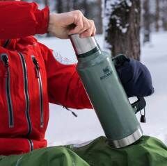 STANLEY Klasik Vakumlu Çelik Termos 1.4 Lt